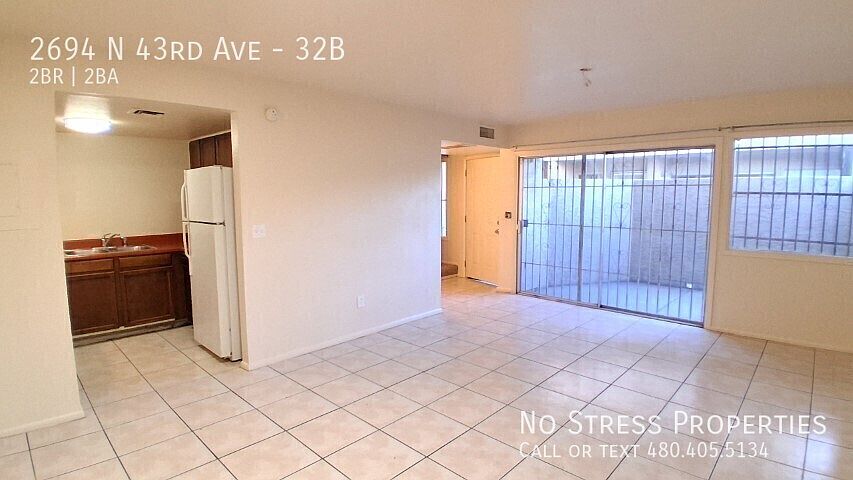2694 N 43rd Ave photo 4