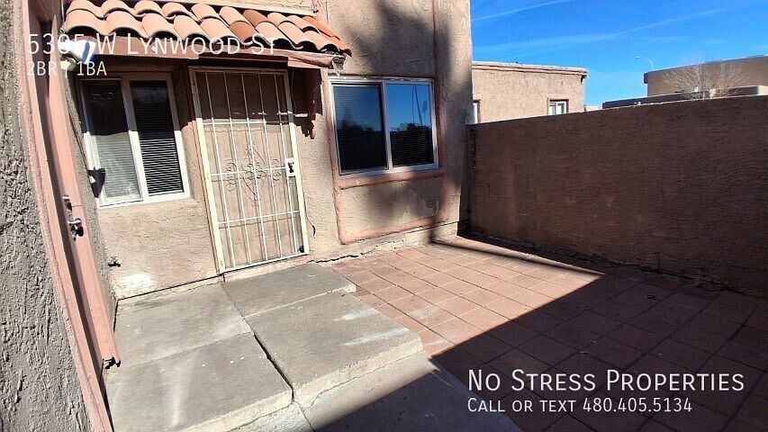5305 W Lynwood St Phoenix, AZ 85043 photo 4