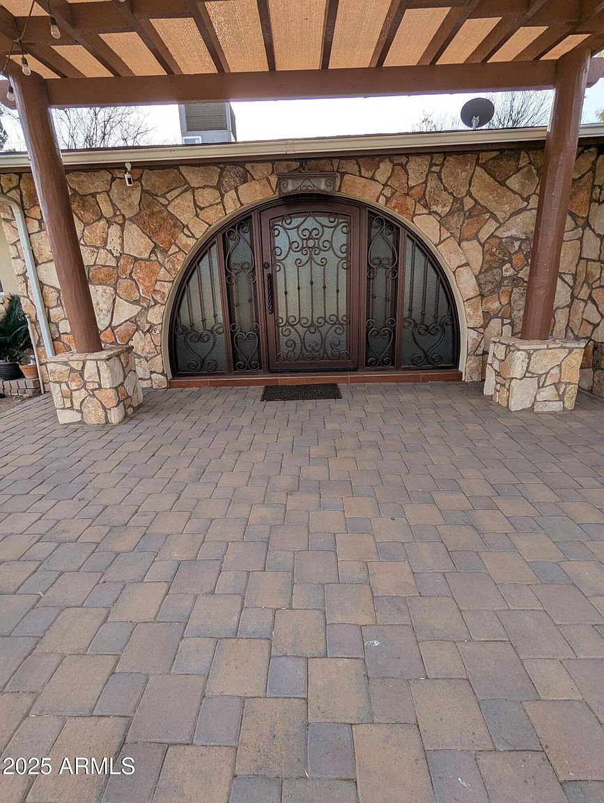 6511 W Fremont Rd photo 2