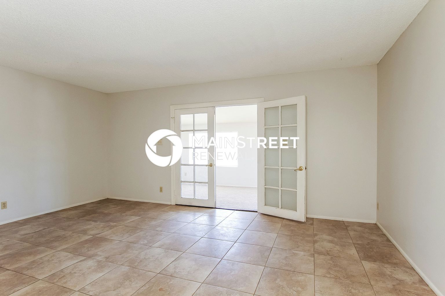 2141 W Pecan Rd Phoenix, AZ 85041 photo 5