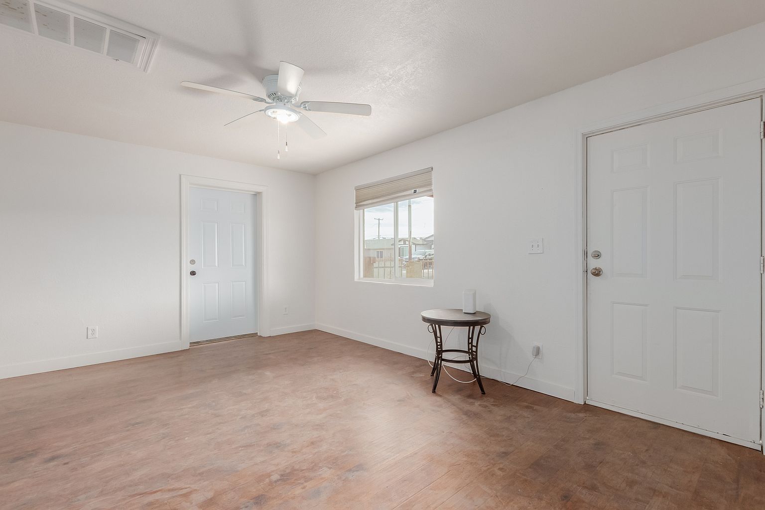 3622 W Sunland Ave Phoenix, AZ 85041 photo 3