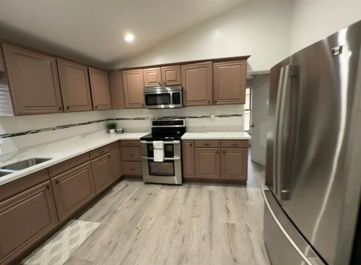 3601 W Polk St photo 5