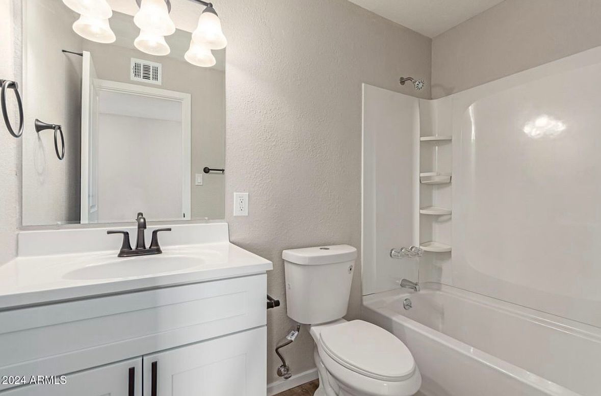 3540 W Monterey Way Phoenix, AZ 85019 photo 5