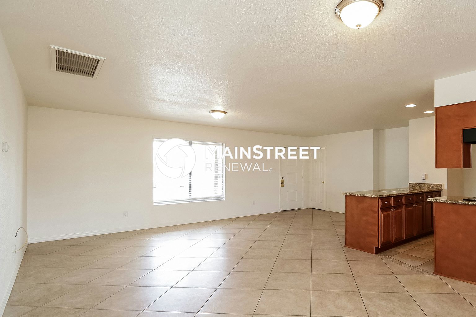4725 W Crittenden Ln photo 3