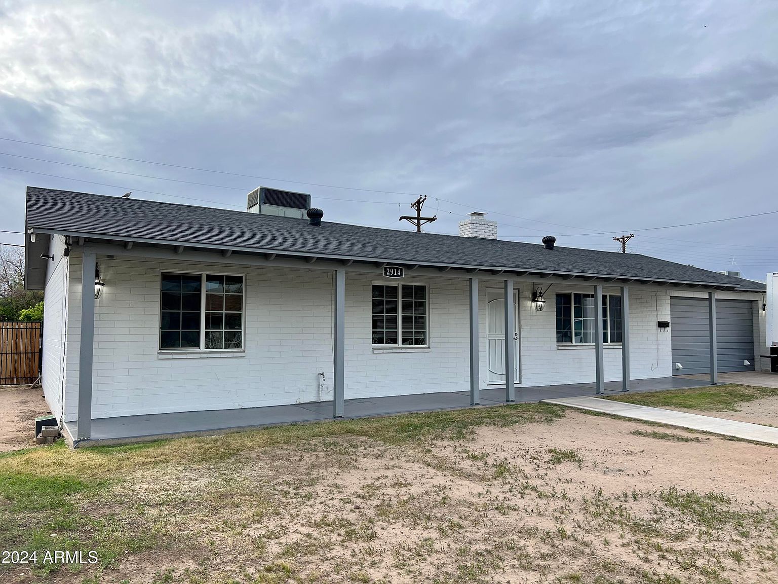 2914 N 49th Ave Phoenix, AZ 85031 photo 2