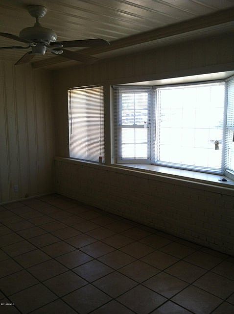 3541 W Vernon Ave Phoenix, AZ 85009 photo 4
