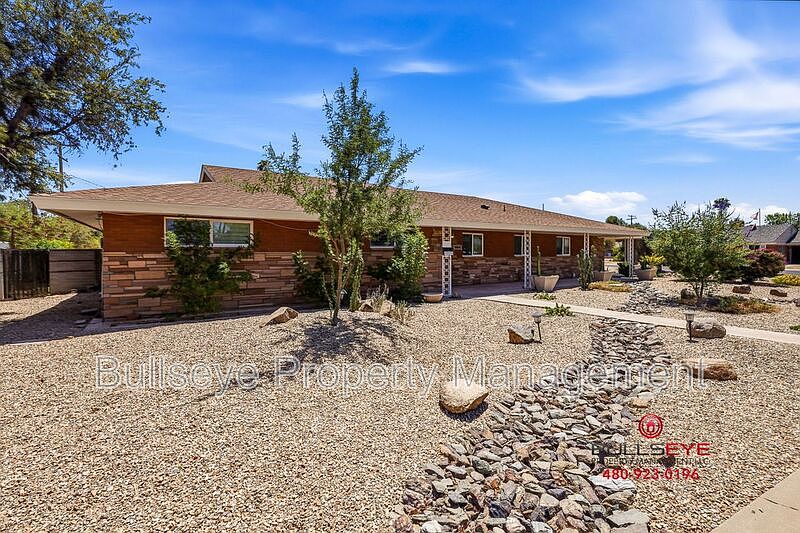 1617 W Flower Cir N Phoenix, AZ 85015 photo 5