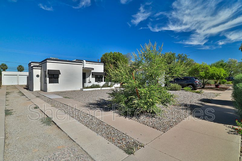 1802 N Laurel Ave Phoenix, AZ 85007 photo 2