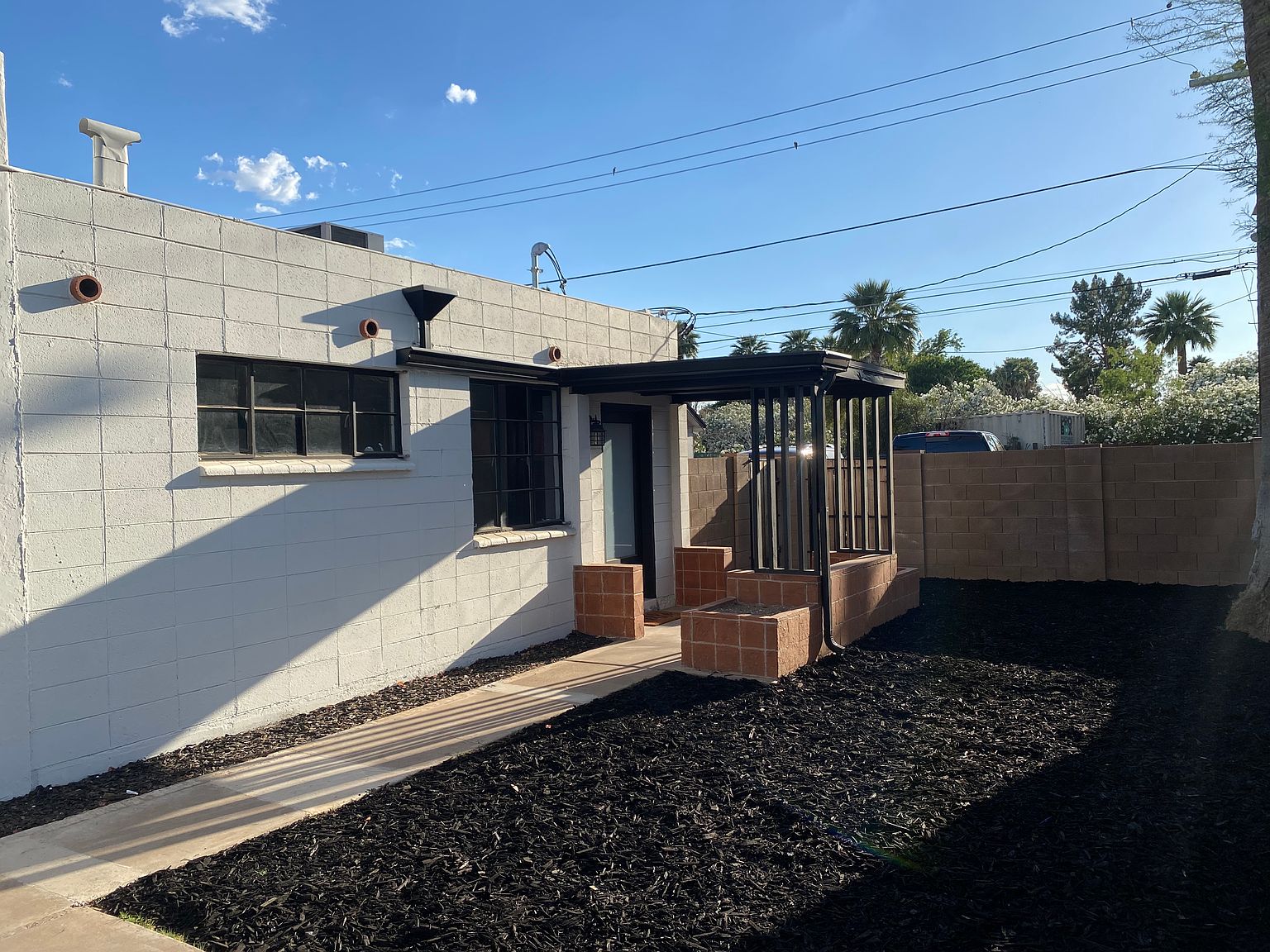 1832 N 7th Ave photo 3