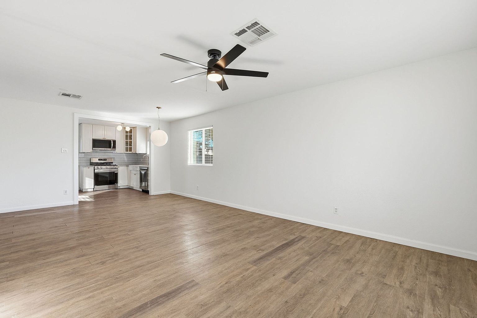 1322 W Taylor St photo 4