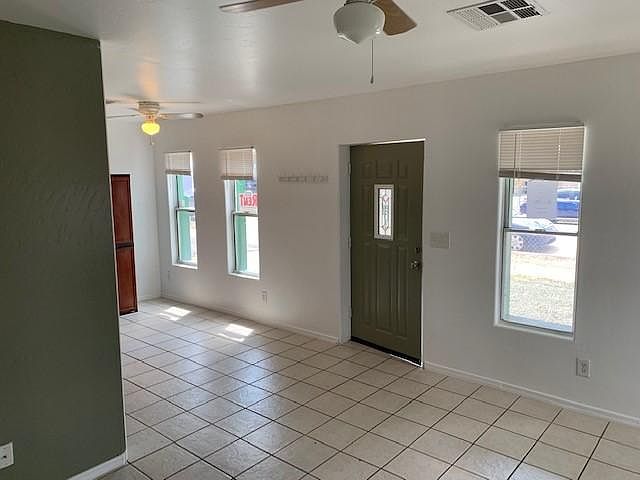 812 W McKinley St photo 2