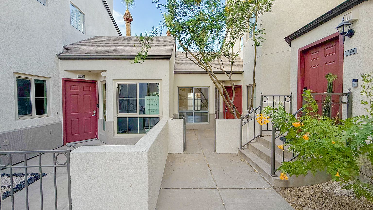 100 E fillmore Street photo 3