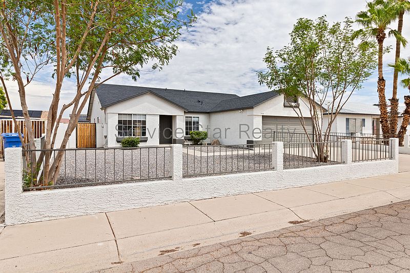 1408 E Carson Rd photo 3