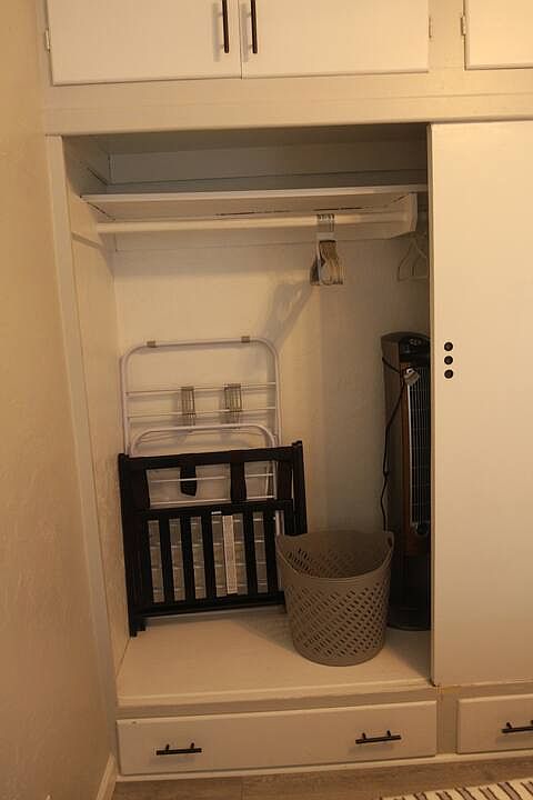 1205 E Diamond St photo 5