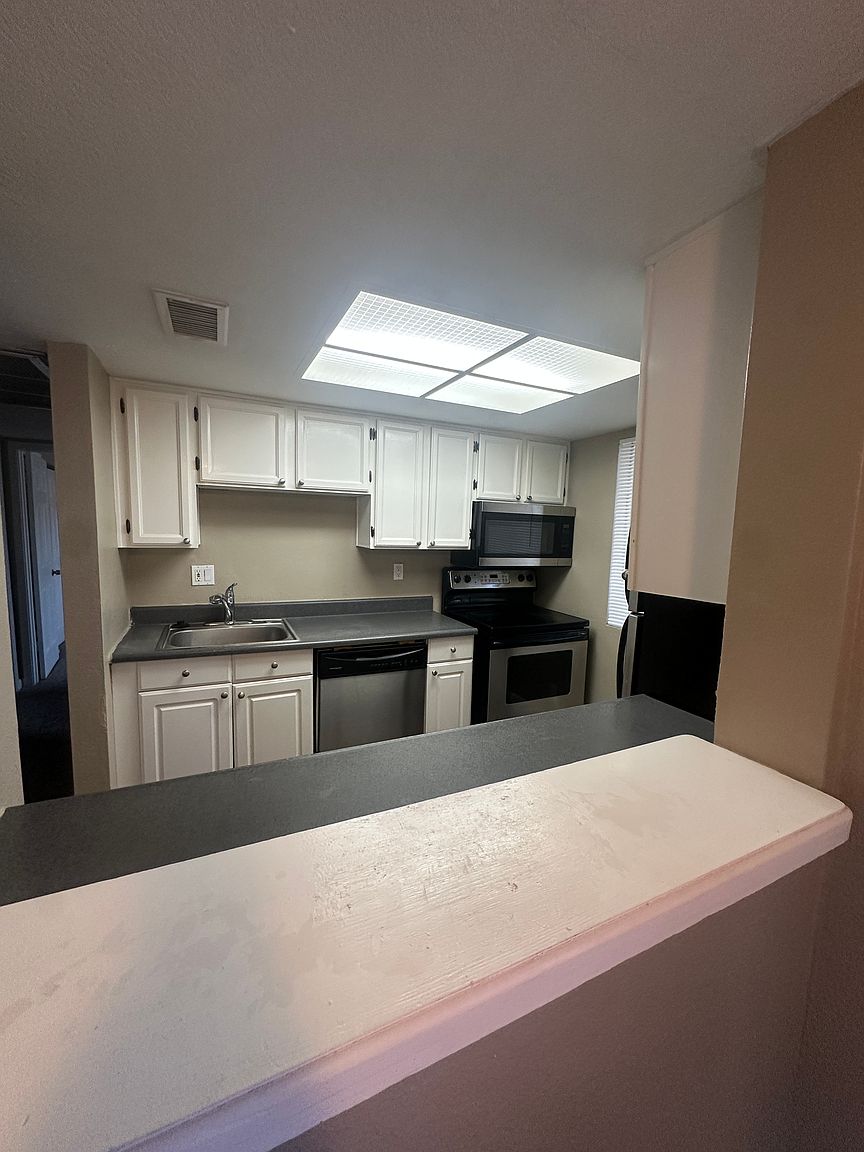 1620 E Cambridge Ave Phoenix, AZ 85006 photo 5