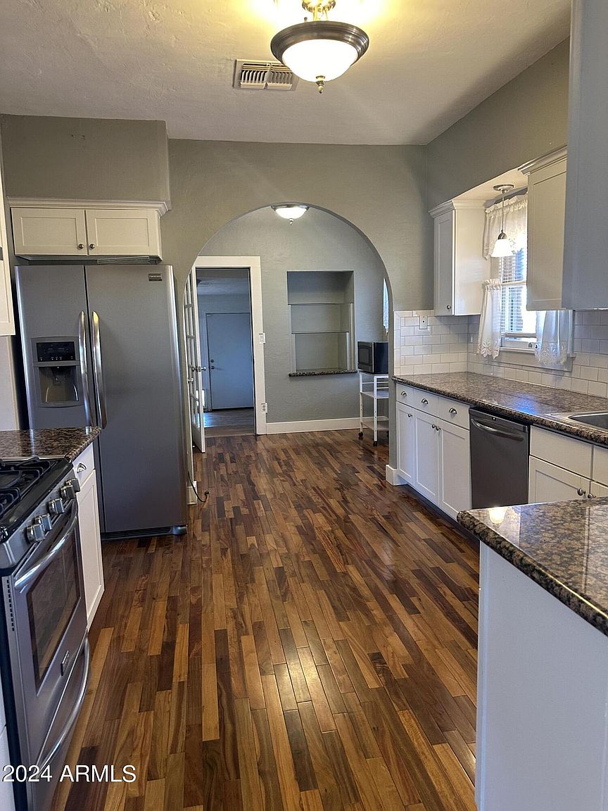 1426 E Sheridan St Phoenix, AZ 85006 photo 4