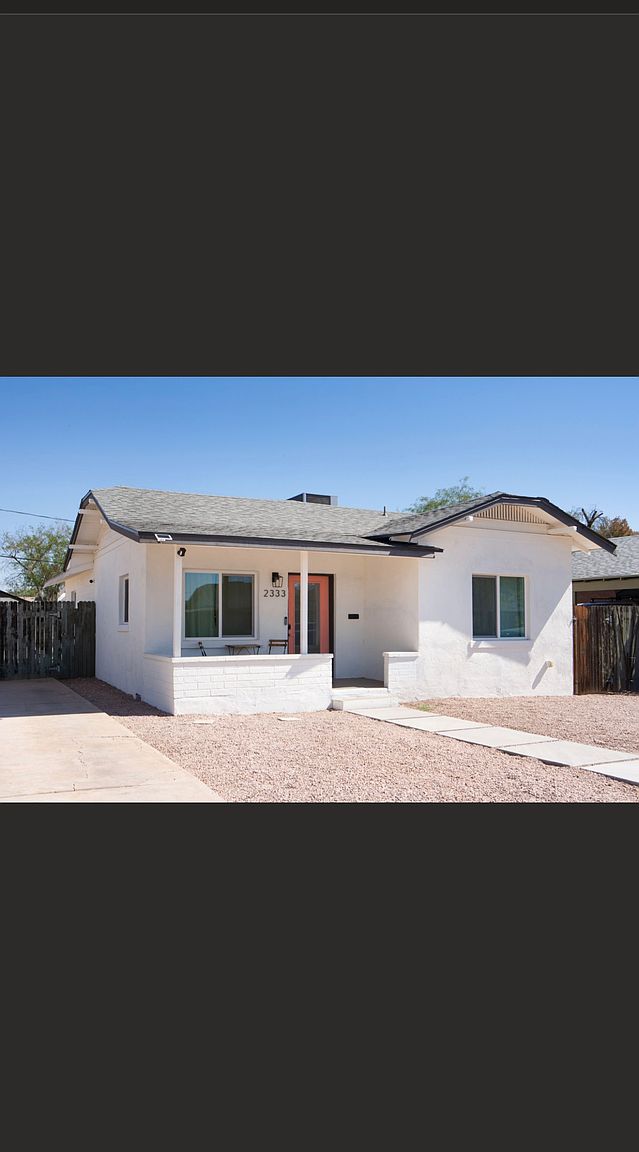 2305 N Edgemere St photo 2