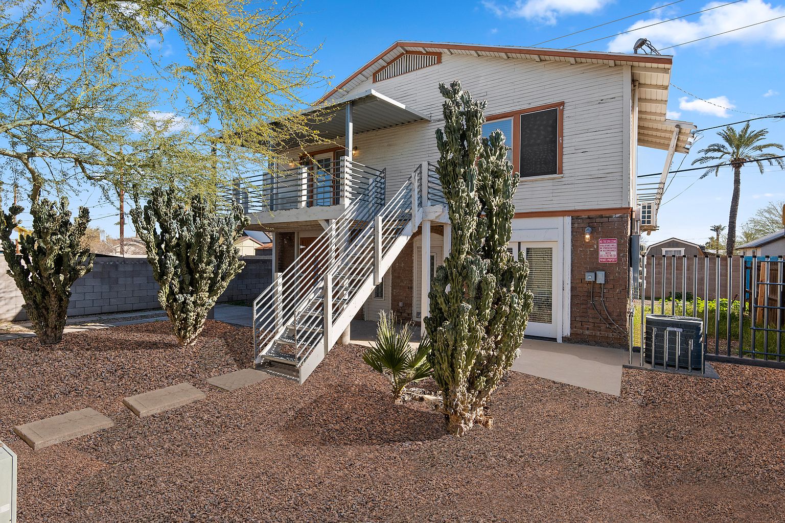 2225 N 9th St Phoenix, AZ 85006 photo 2