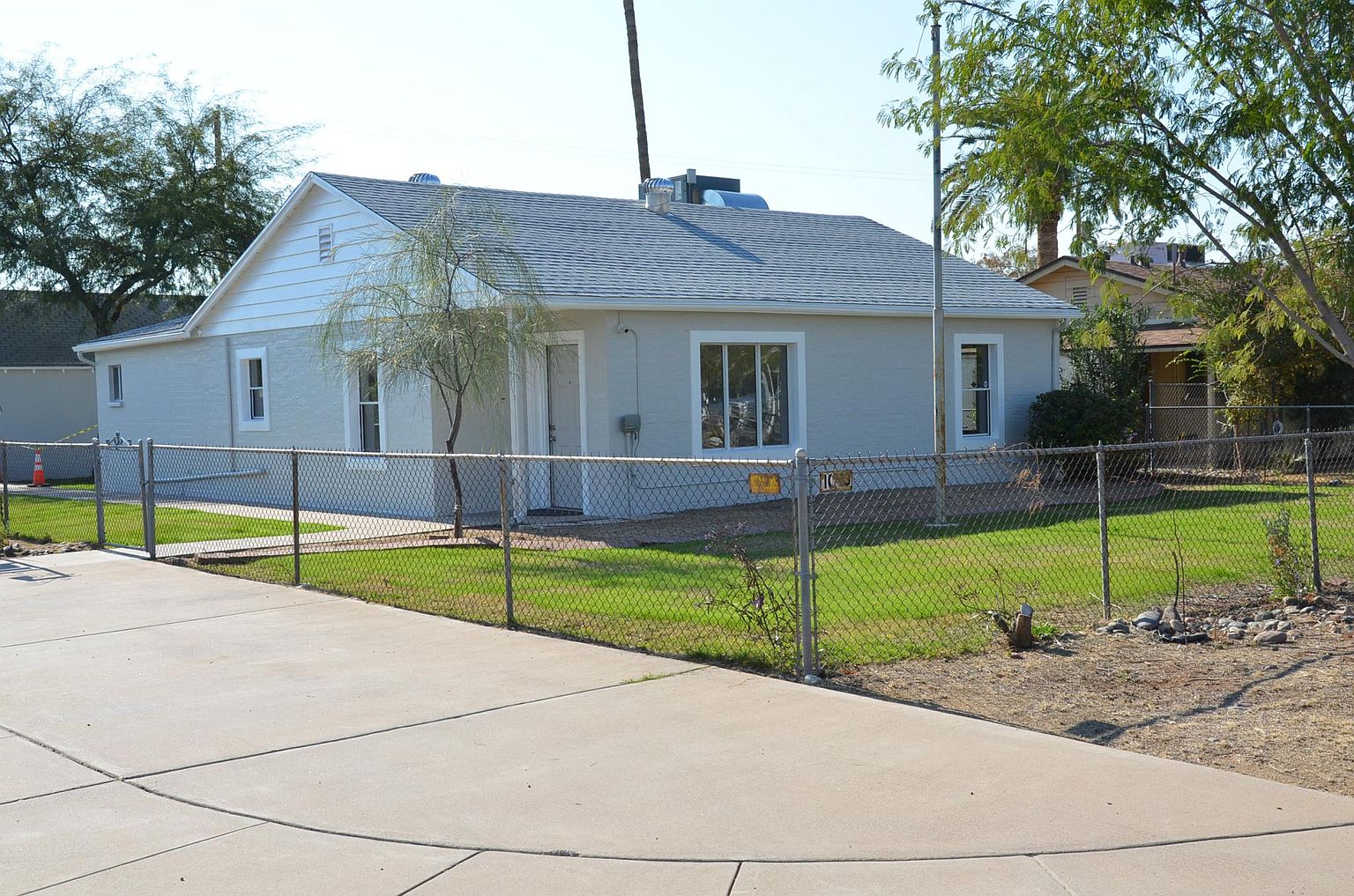 1025 East Indianola Avenue, Phoenix, AZ 85014 photo 2