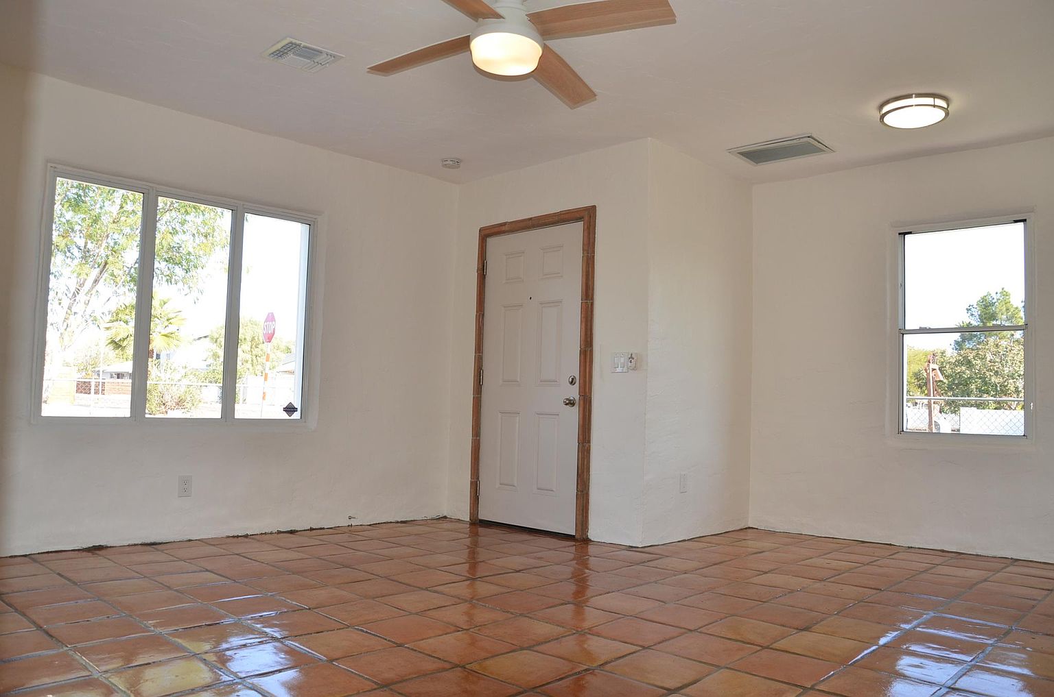 1025 East Indianola Avenue, Phoenix, AZ 85014 photo 5