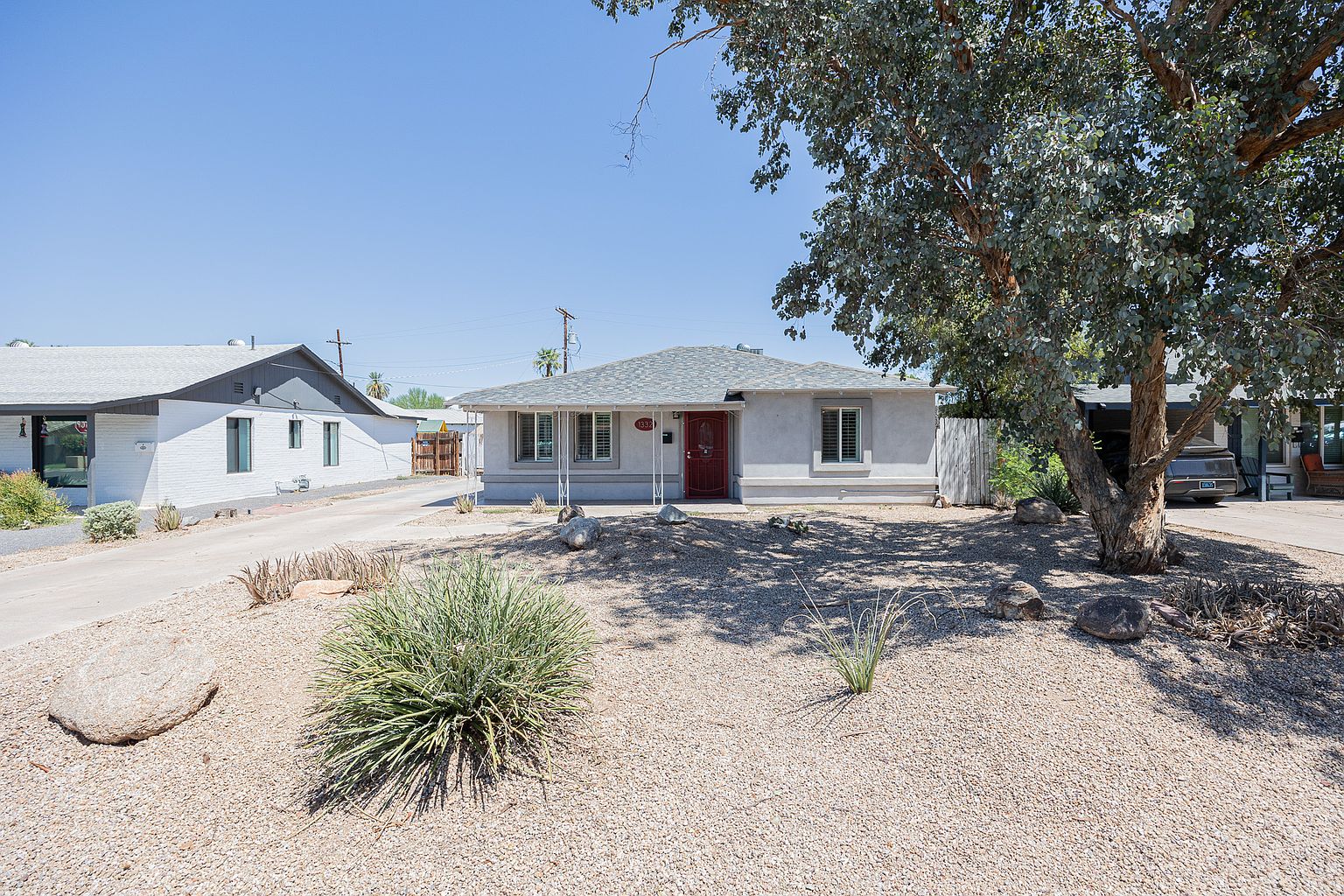 1332 E Whitton Ave Phoenix, AZ 85014 photo 3