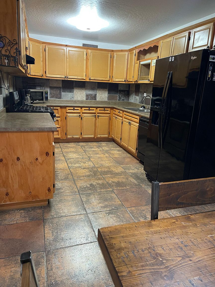 1001 E Whitton Ave photo 5