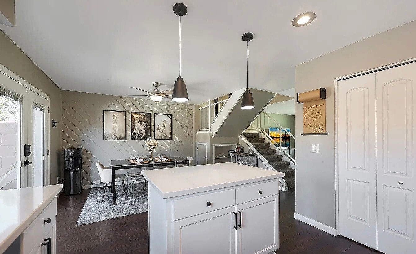 2936 E Clarendon Ave Phoenix, AZ 85016 photo 5
