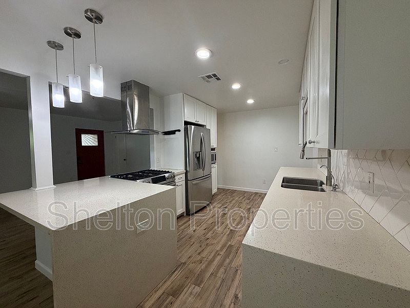 2514 E Fairmount Ave Phoenix, AZ 85016 photo 2