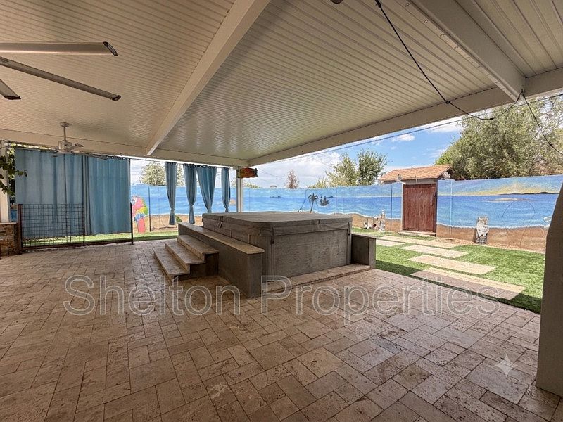 2514 E Fairmount Ave Phoenix, AZ 85016 photo 3