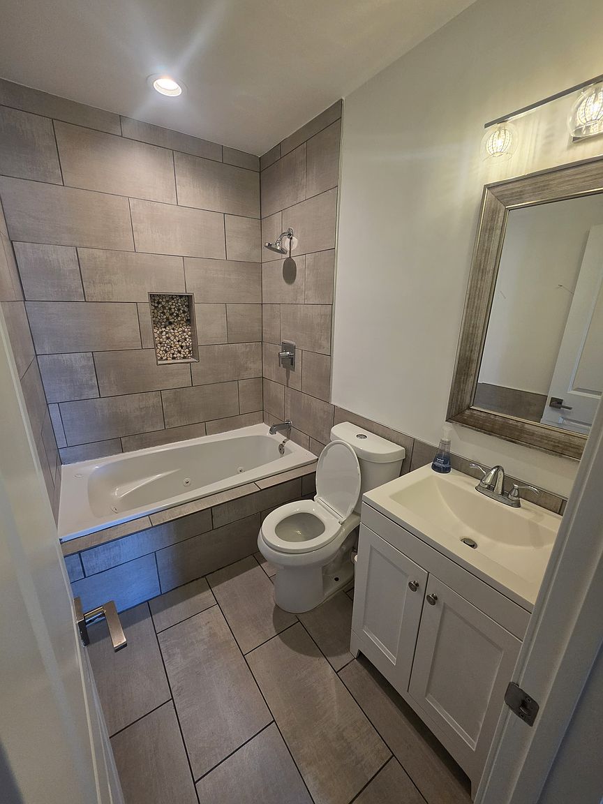 2238 E Mulberry Dr photo 5