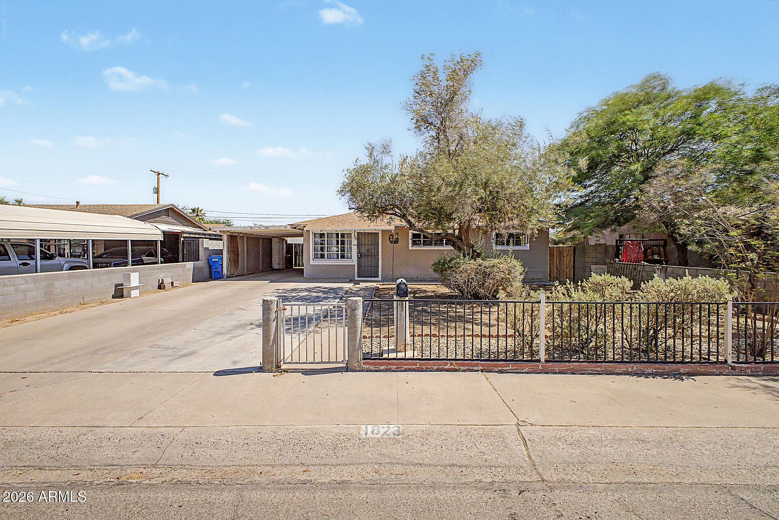 1823 E Sunland Ave Phoenix, AZ 85040 photo 3