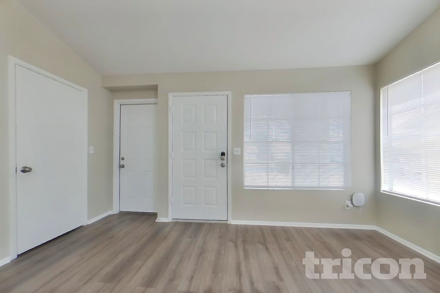 1705 E Carter Rd Phoenix, AZ 85042 photo 5