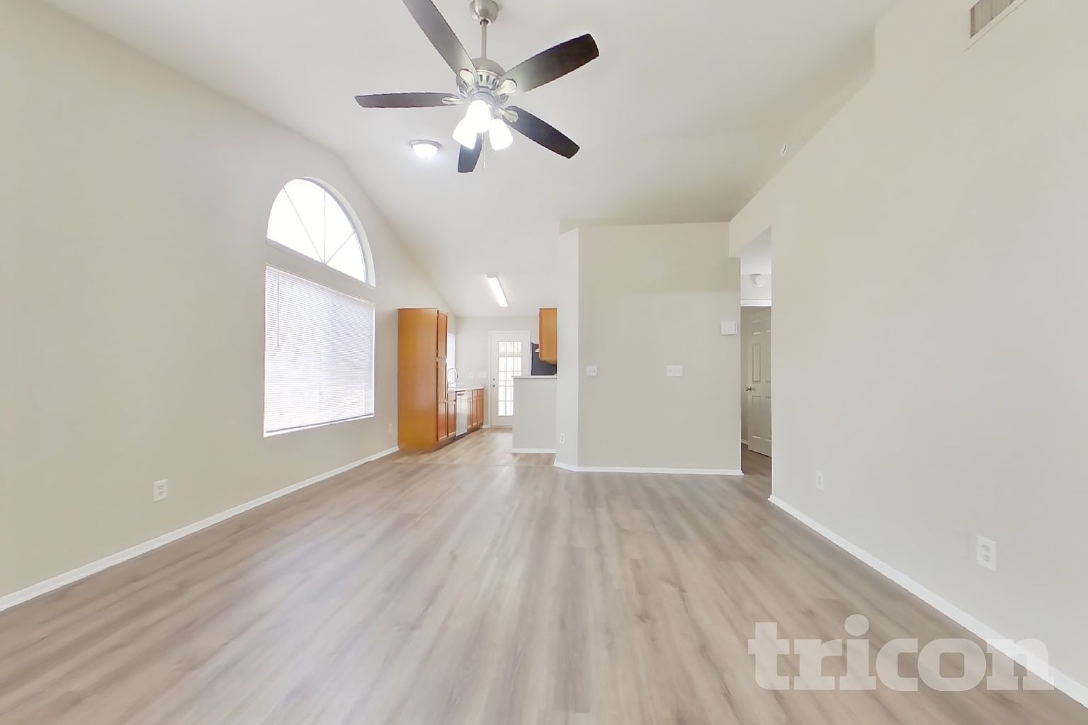 1705 E Carter Rd Phoenix, AZ 85042 photo 3