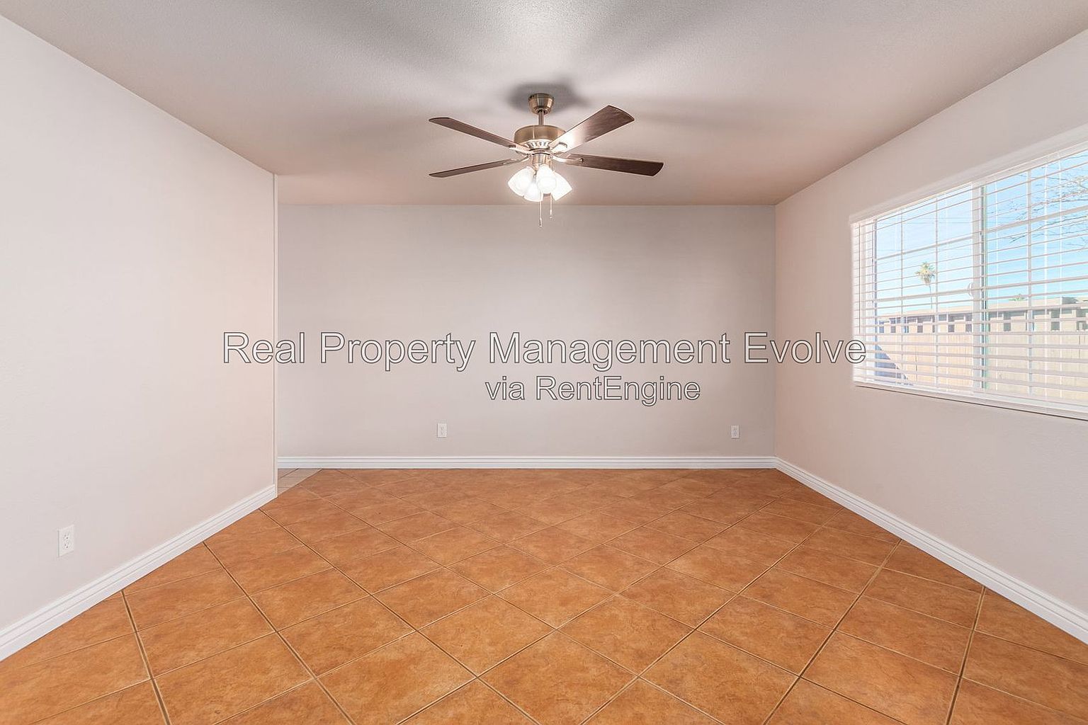 5438 S 46th Pl Phoenix, AZ 85040 photo 5