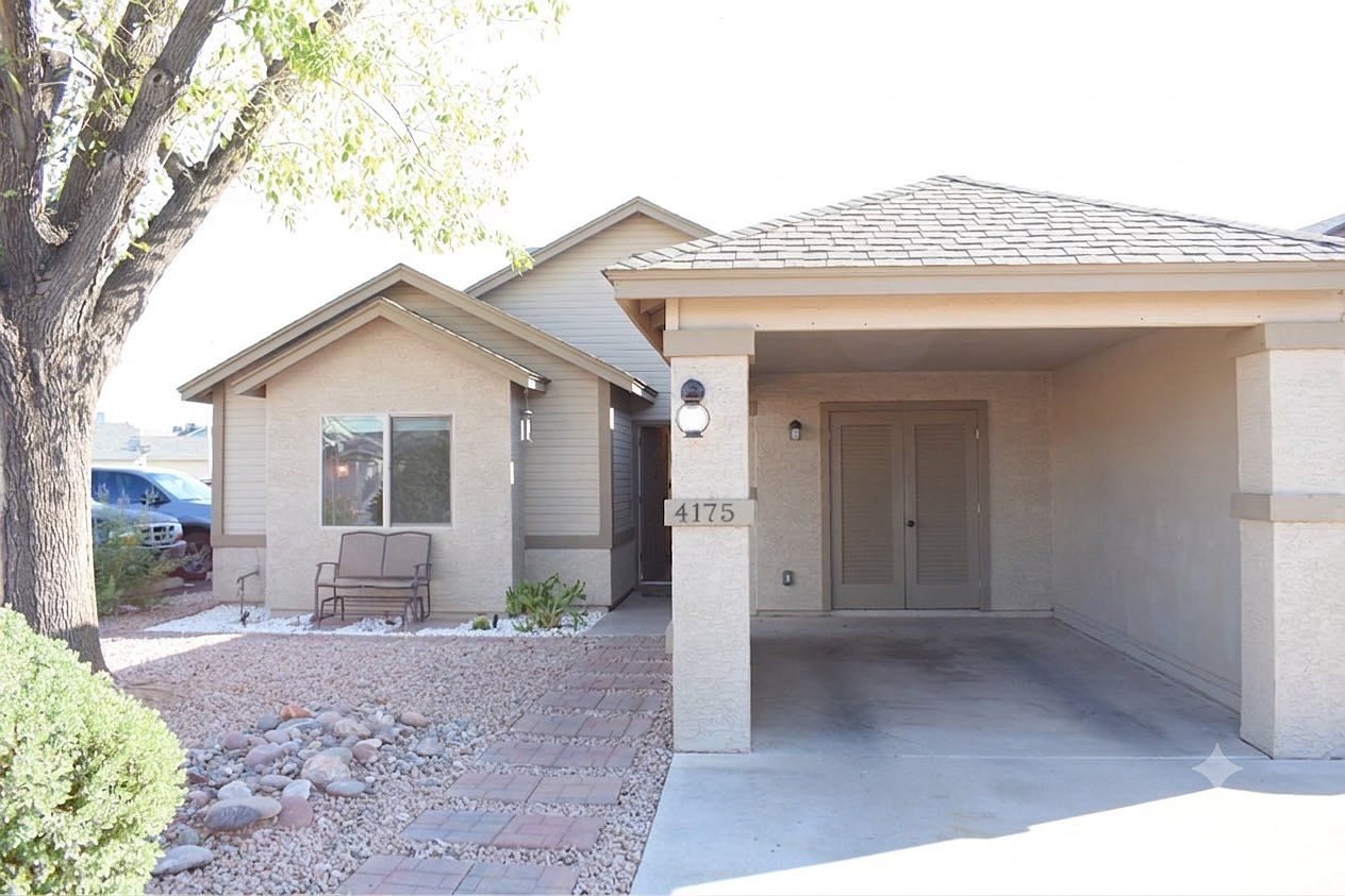 4175 E Pecan Rd Phoenix, AZ 85040 photo 2