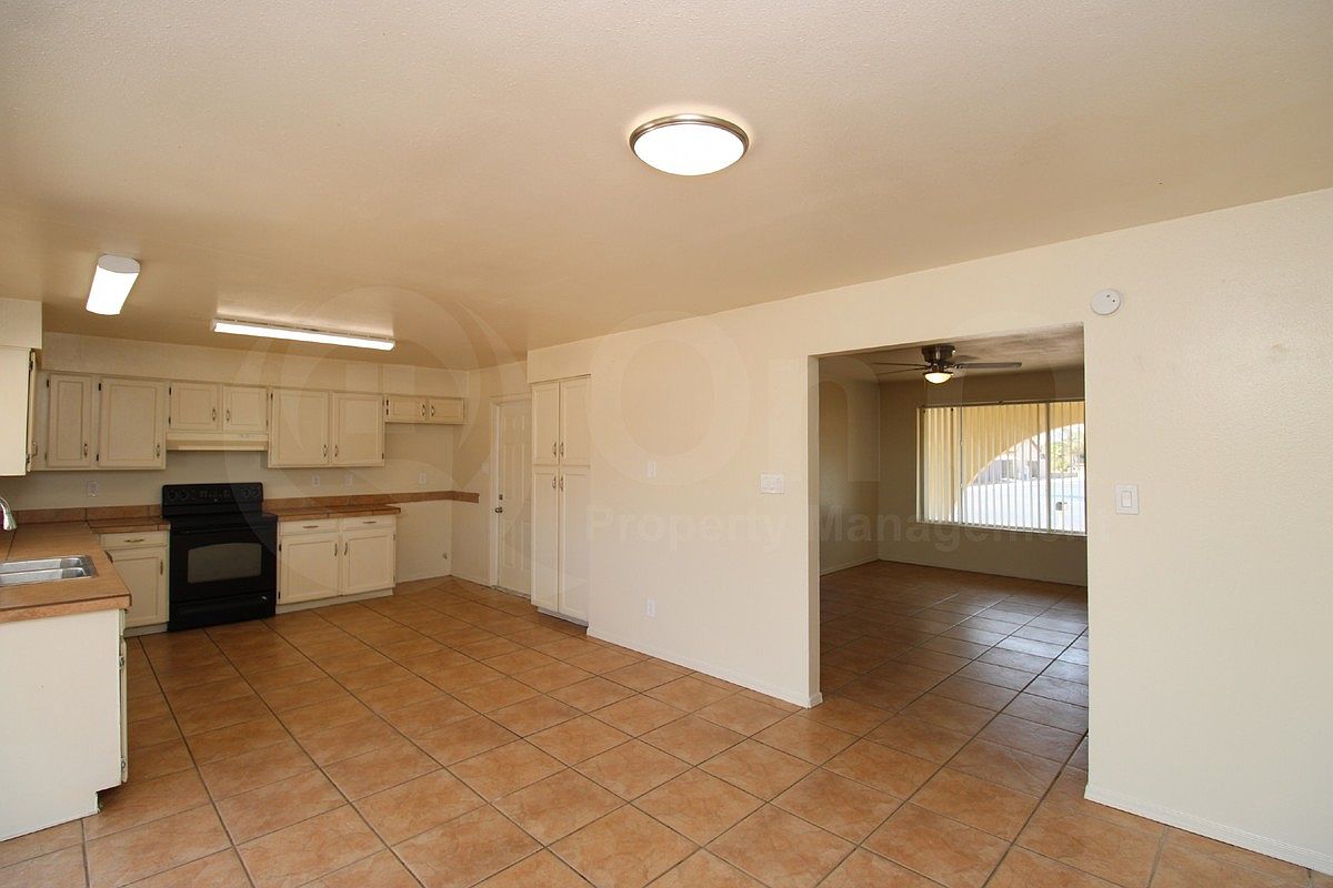 4215 E Alta Vista Rd photo 4