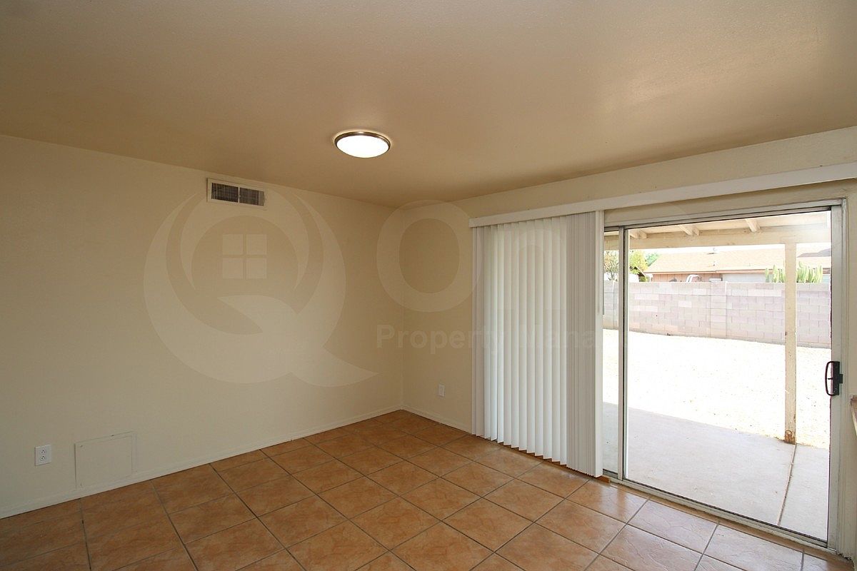 4215 E Alta Vista Rd photo 5