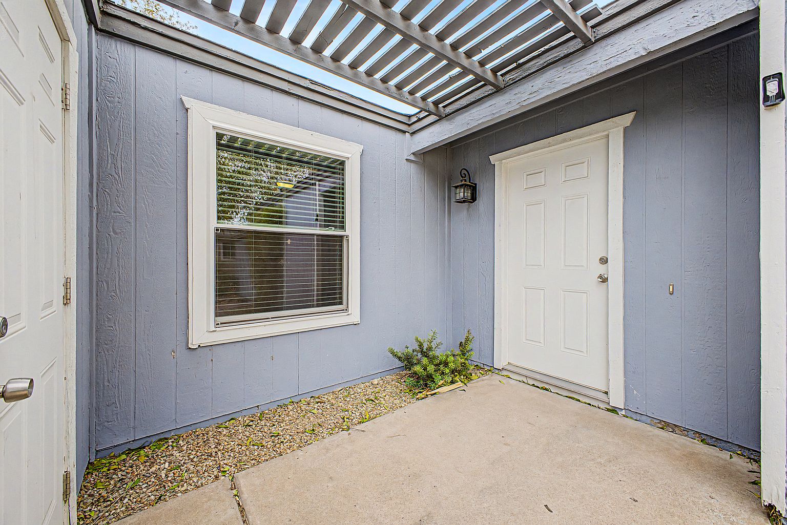 7021 S 43rd Way photo 3
