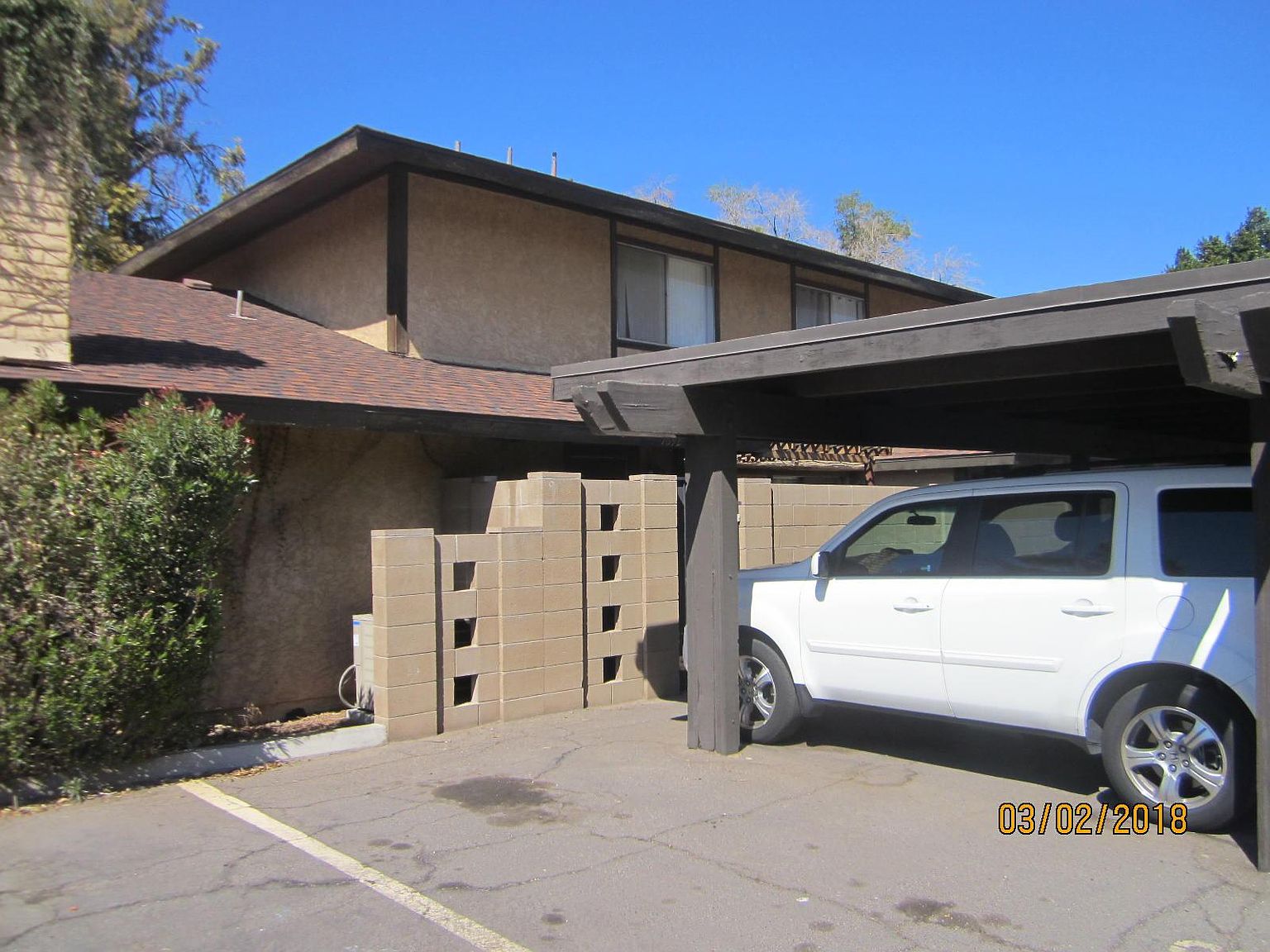1692 W Village Way photo 2
