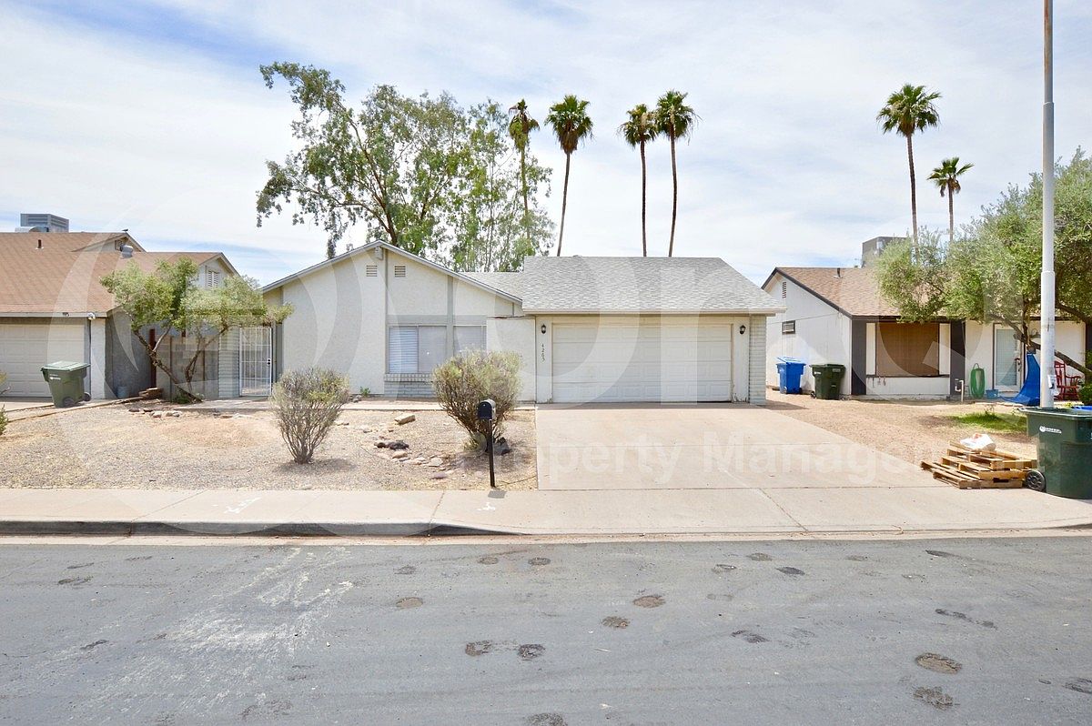 4265 E Vineyard Rd Phoenix, AZ 85042 photo 2