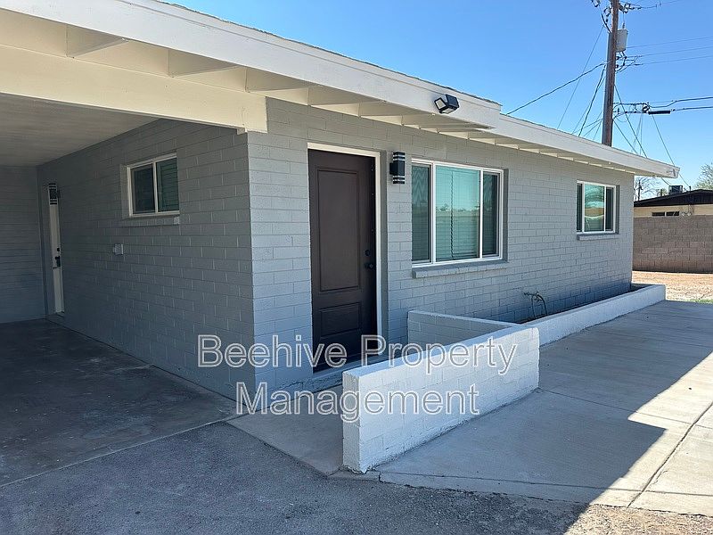 1315 W 4th St Tempe, AZ 85281 photo 2
