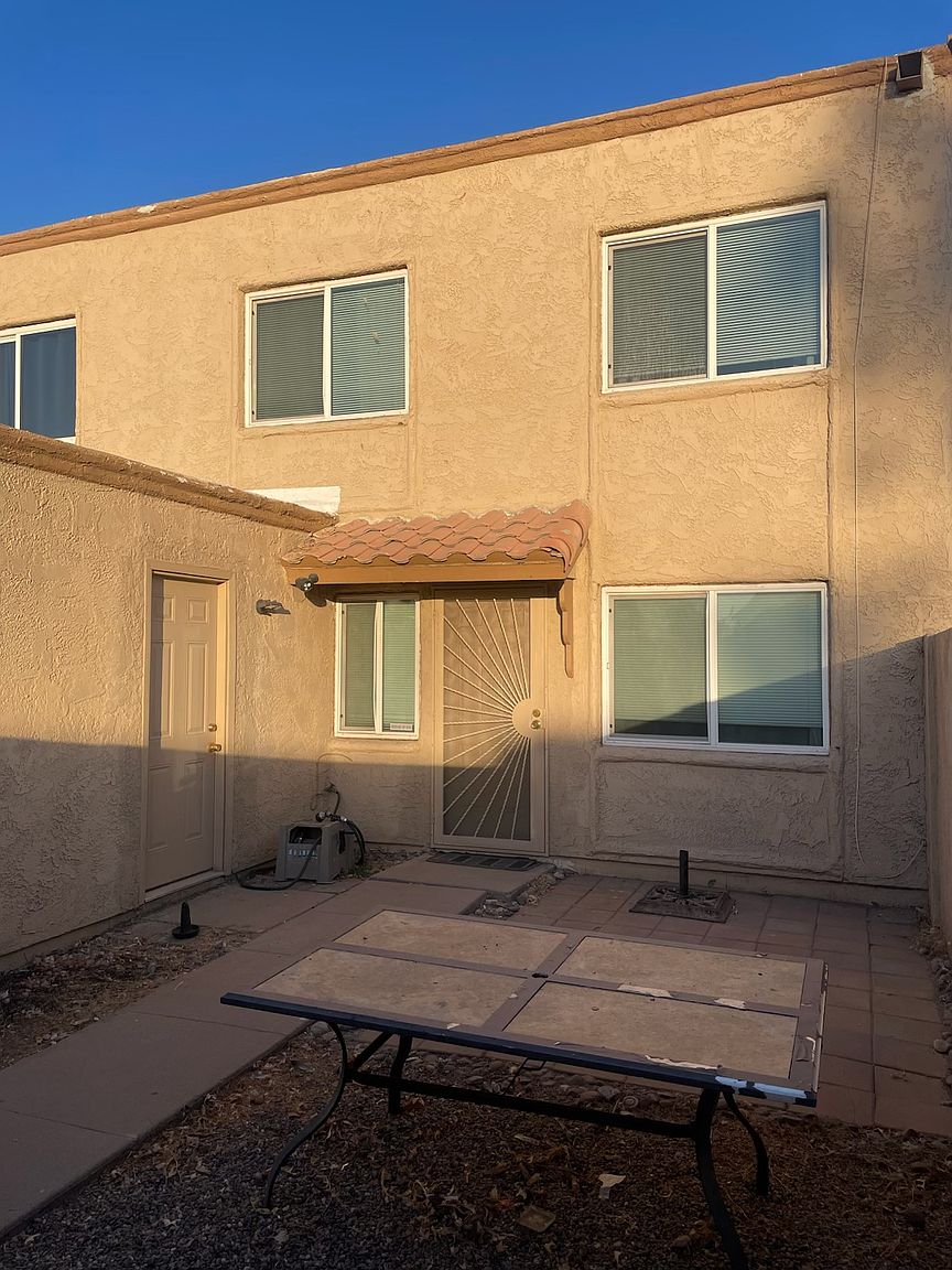 4609 E Pueblo Ave photo 2