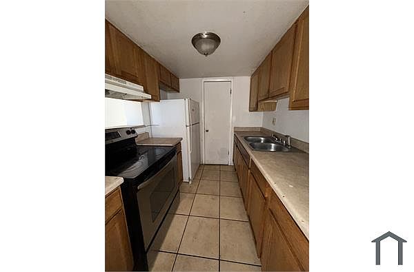 4640 E Pueblo Ave photo 5