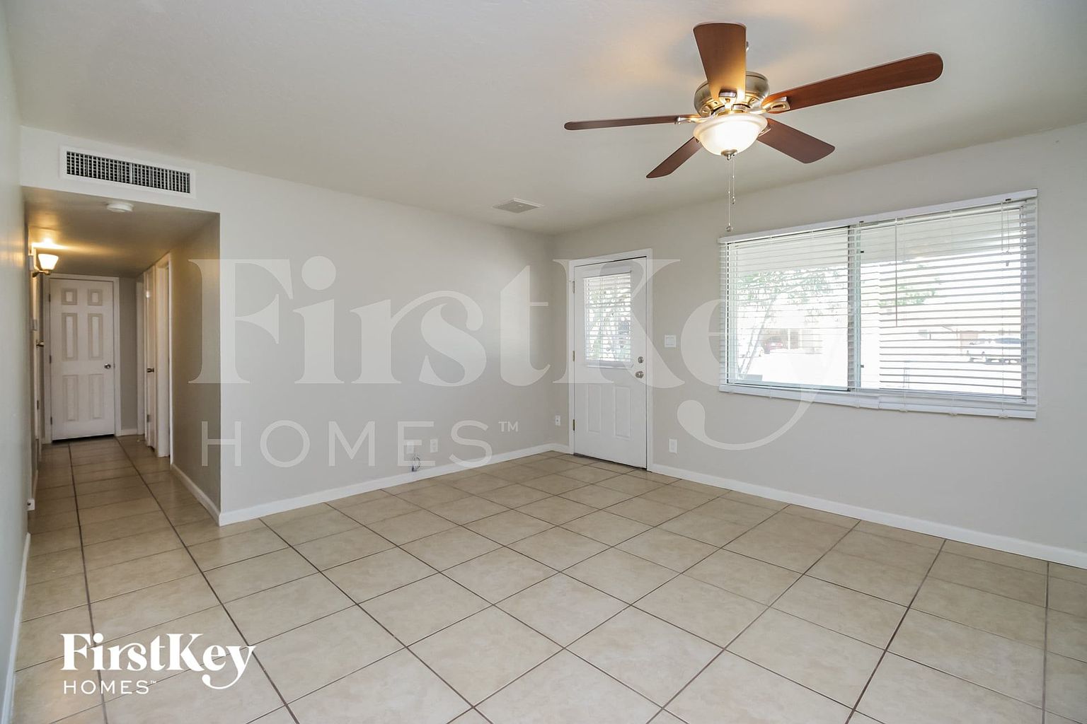 1707 S Hardy Dr photo 2