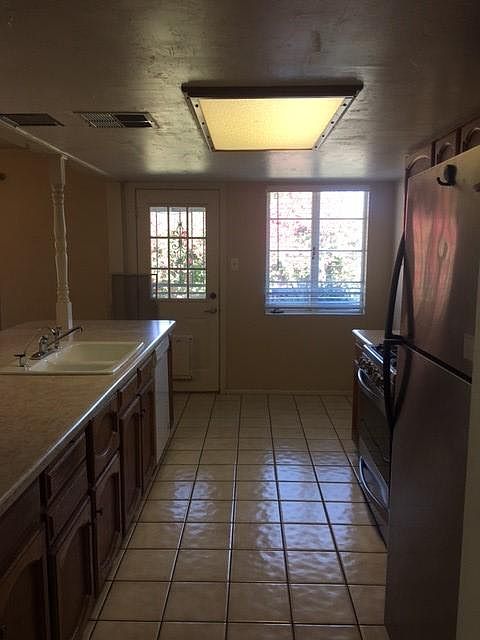 520 W 18th St photo 5