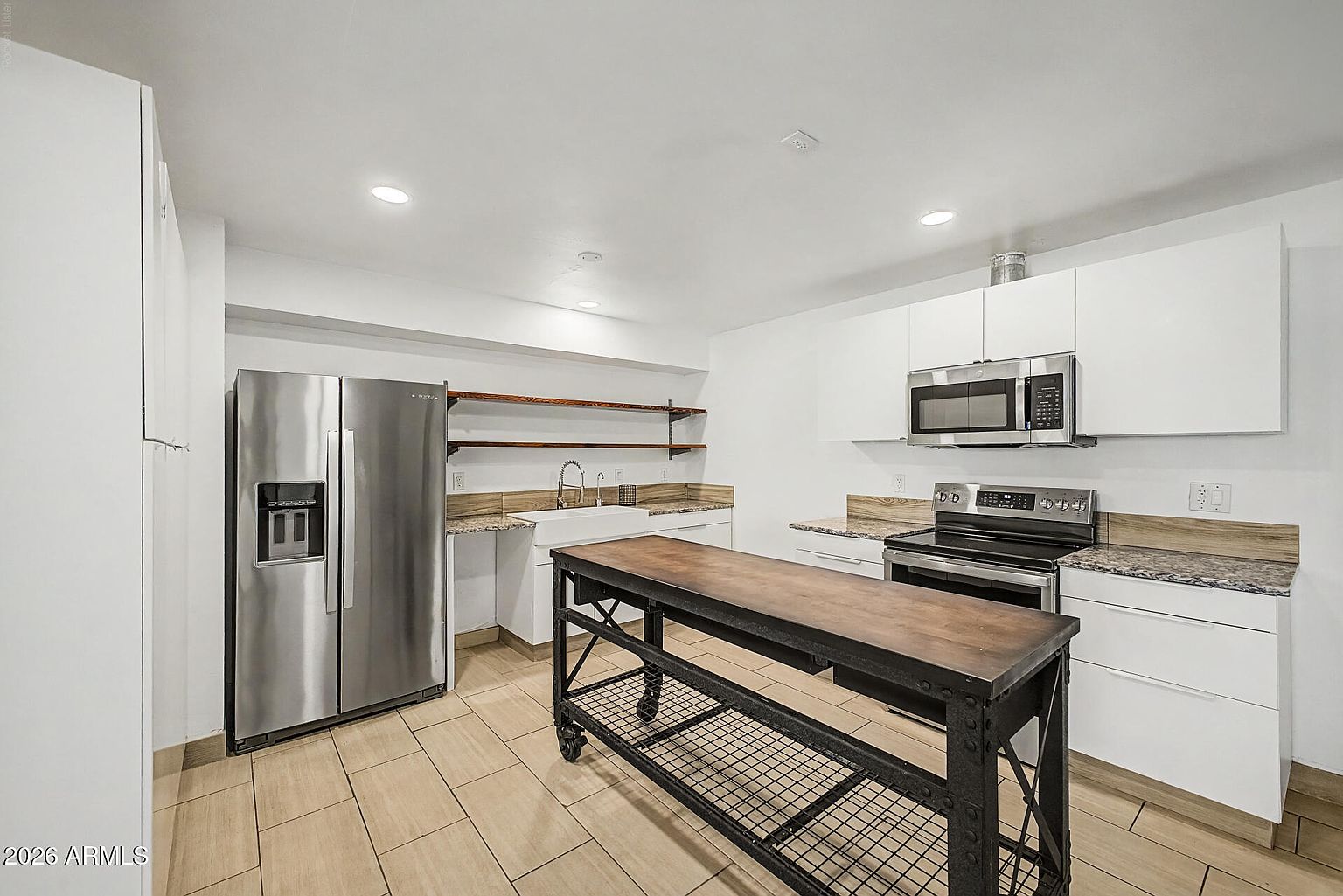 1411 S Marilyn Ann Dr Tempe, AZ 85281 photo 4