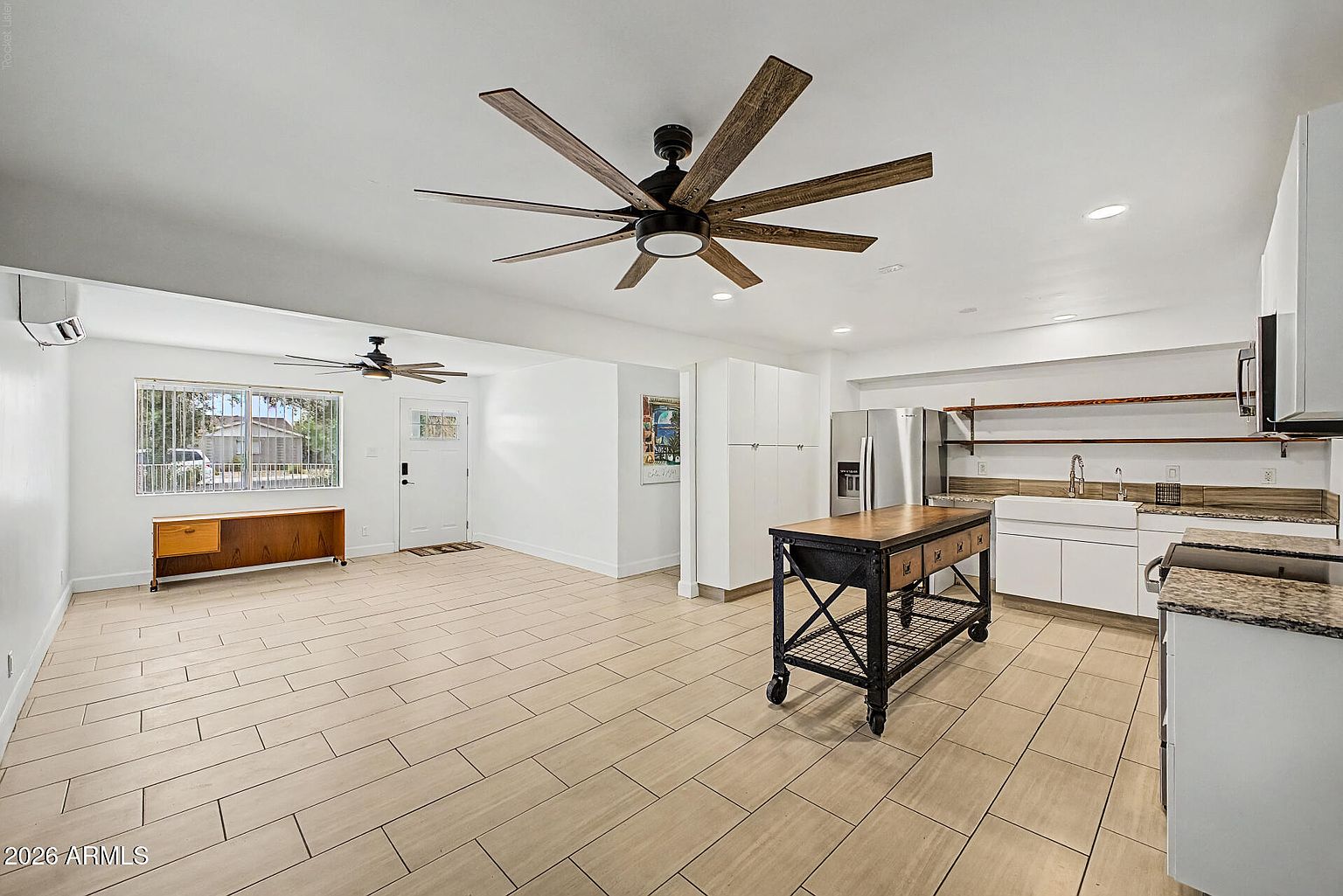 1411 S Marilyn Ann Dr Tempe, AZ 85281 photo 3