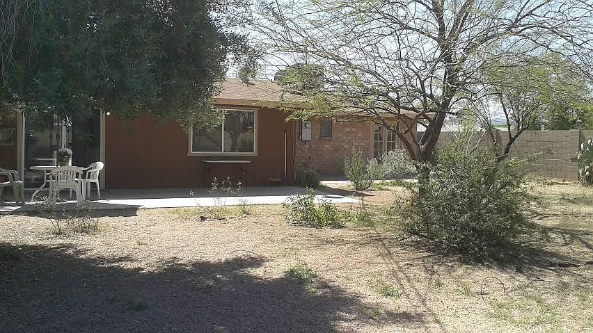 836 W Howe St photo 4