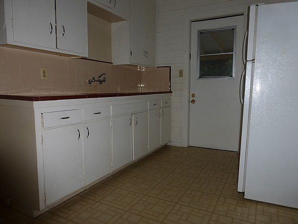 **Bright  Connected 1-Bed in Central Tempe** photo 4