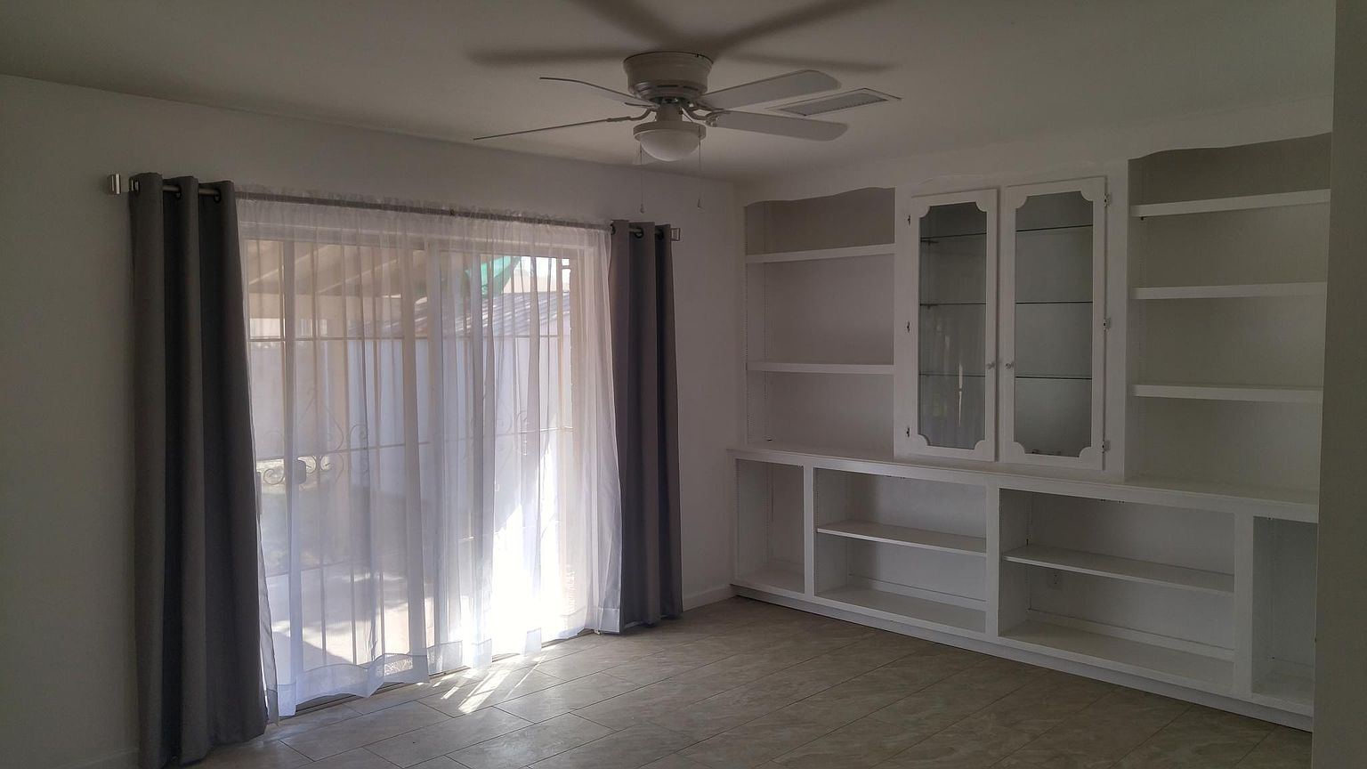 1537 W 6th St photo 4